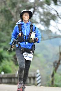 BIB: 066
                            <button type="button" onclick="openModal(13380225)" class="btn btn-primary btn-sm float-right btn-popup" data-toggle="modal" data-target=".modal-high-quality">
                        <i class="fas fa-shopping-cart"></i> Add to Cart
                    </button>
                                            <button type="button" onclick="isThisMe(13380225, true)" class="btn btn-success btn-sm float-right btn-popup btn-isme hidden" data-toggle="tooltip" data-placement="bottom" title="นี่คือรูปของคุณใช่ไหม คลิกที่นี่เพื่อเอาเข้าอัลบั้ม">
                        <i class="fas fa-plus"></i> Add to album
                    </button>
                    <button type="button" onclick="isThisMe(13380225, false)" class="btn btn-warning btn-sm float-right btn-popup btn-isnotme hidden">
                        <i class="fas fa-ban"></i> Remove from album
                    </button>